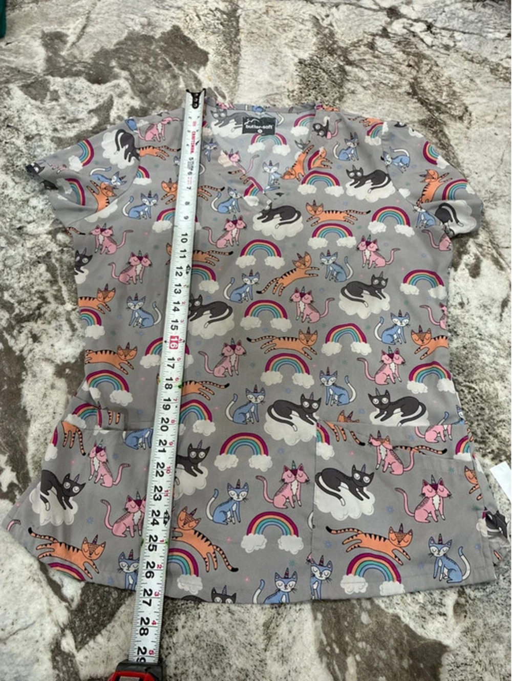 Butter-Soft Women's Small Gray Cat and Rainbow Print Medical Scrub Top